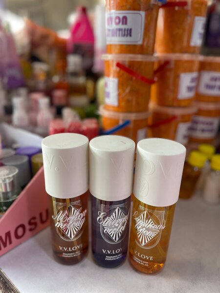 Ensemble de Parfums V.V. Love