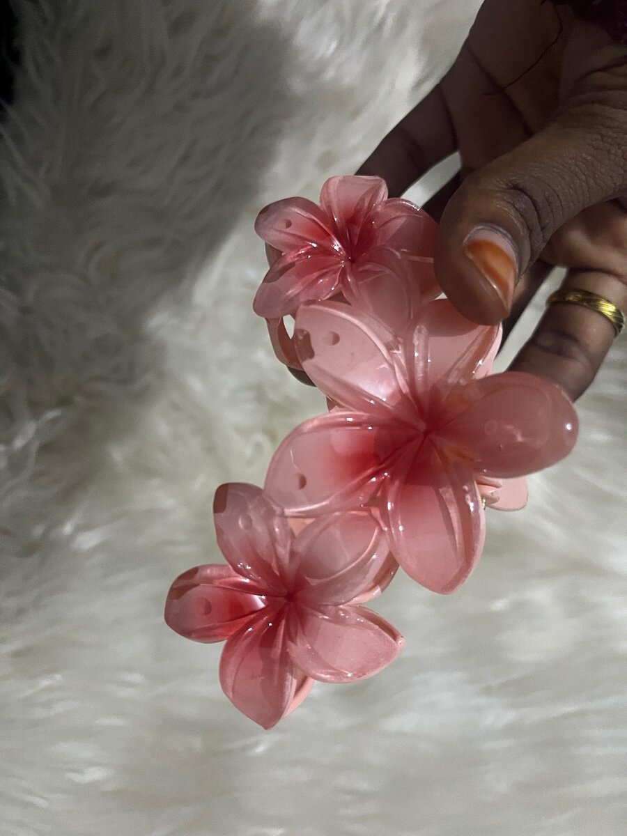 Barrettes fleurs en plastique