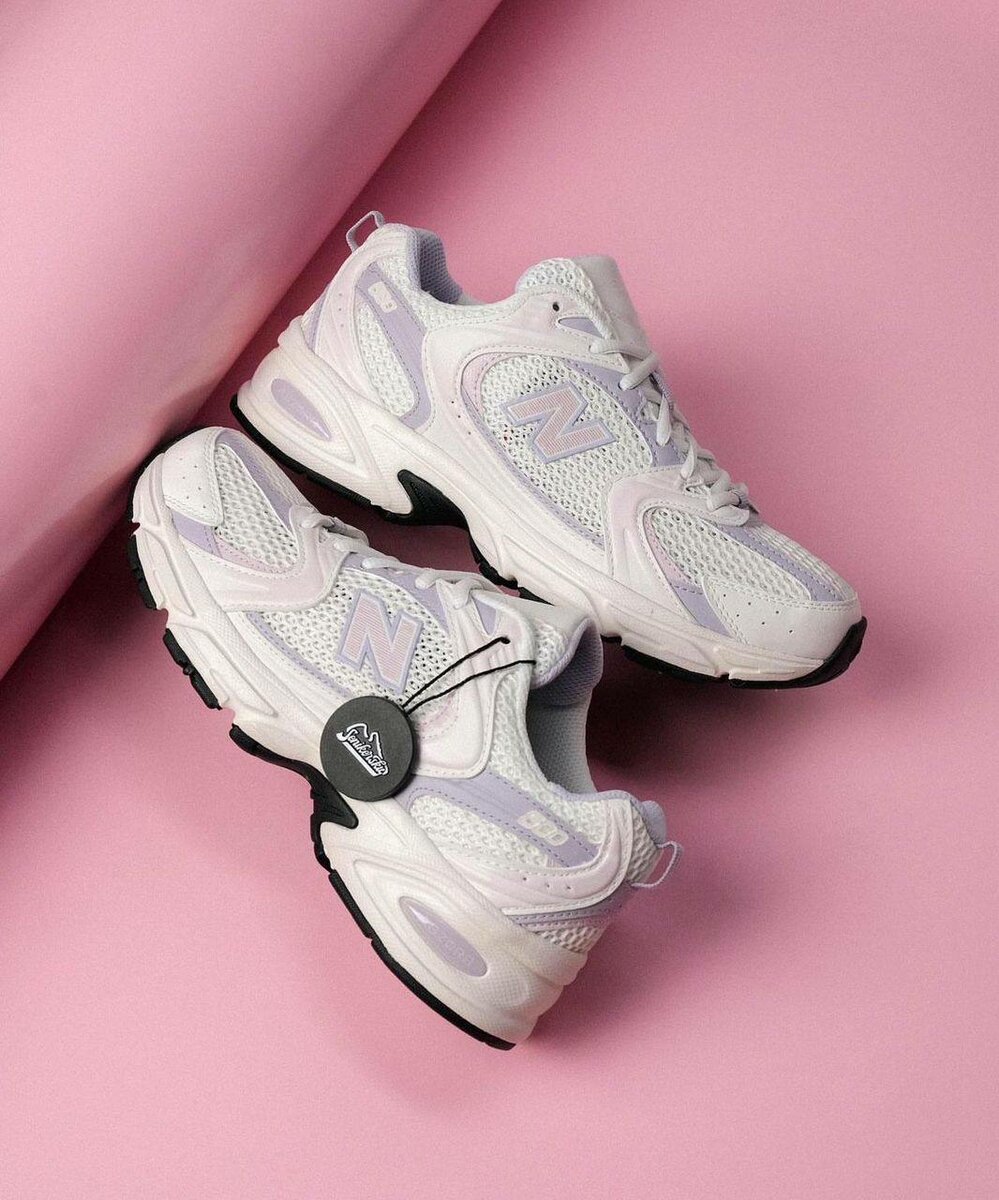 QUALITY NEW BALANCE SNEAKERS.