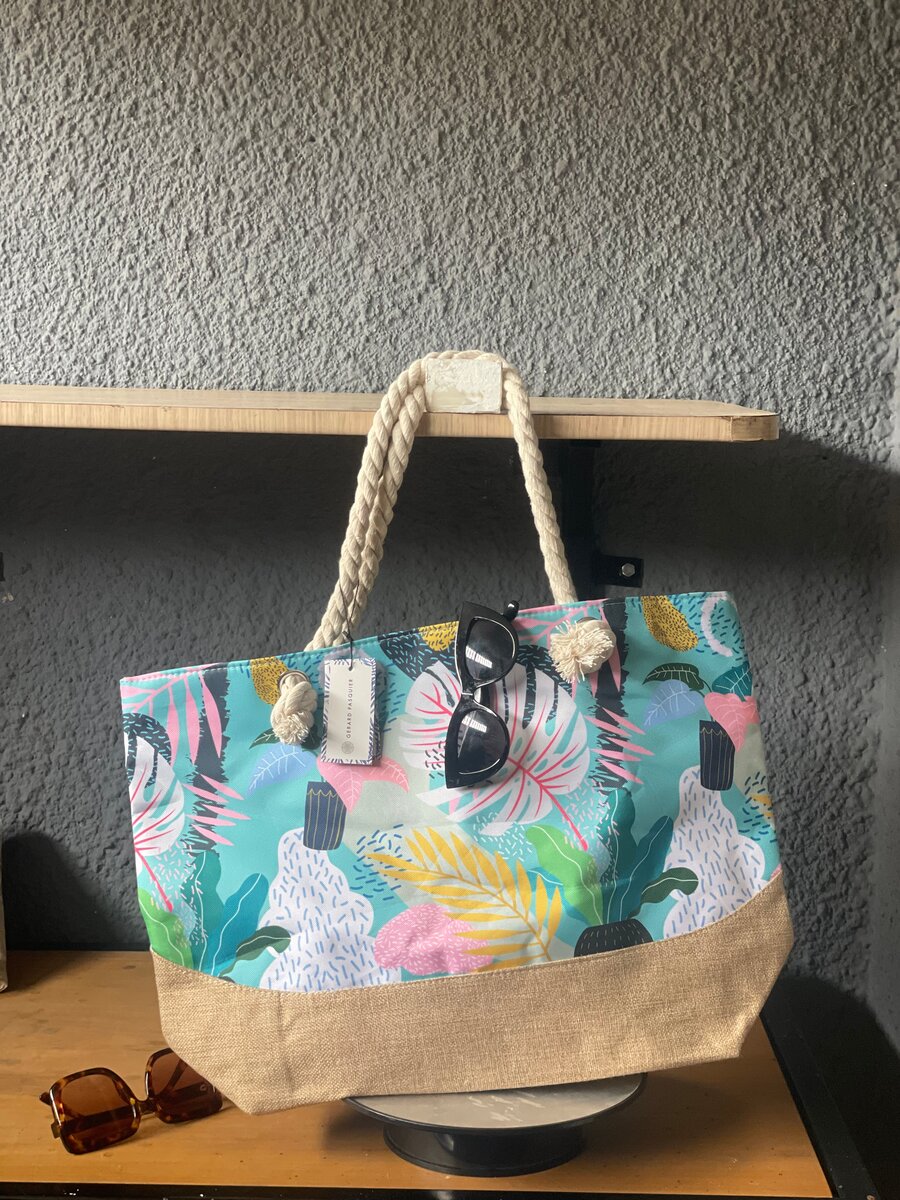 Sac cabas plage en jute