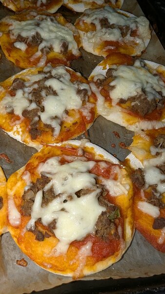 10 Mini-pizzas