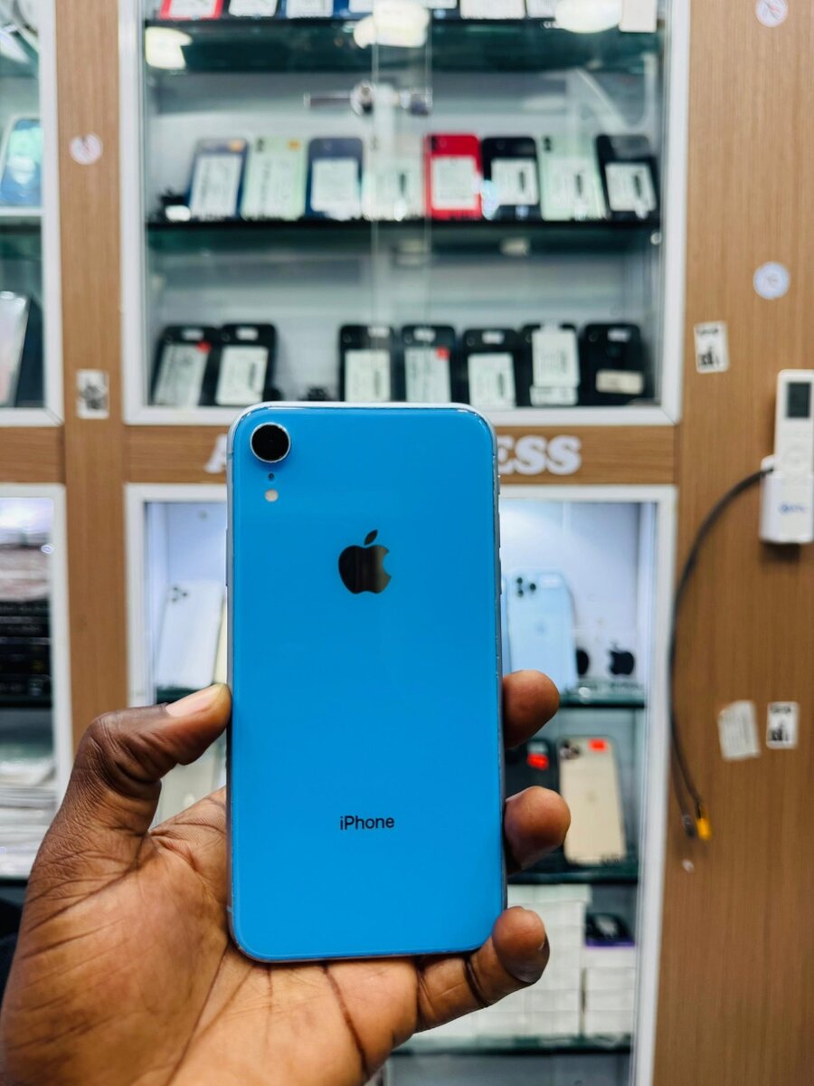 iPhone XR Bleu Débloqué