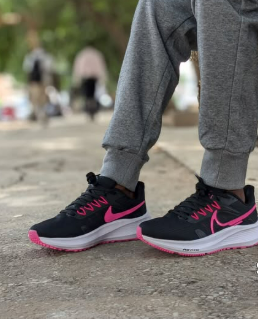  Female Nike Trainers