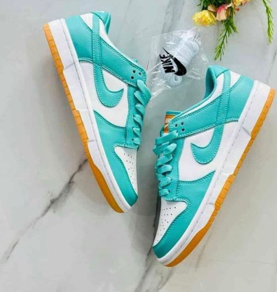 Leather sneakers Nike white and green