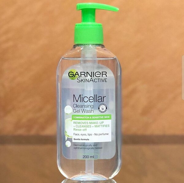 Garnier Micellar Cleanseing Gel facial Wash To Oily Skin