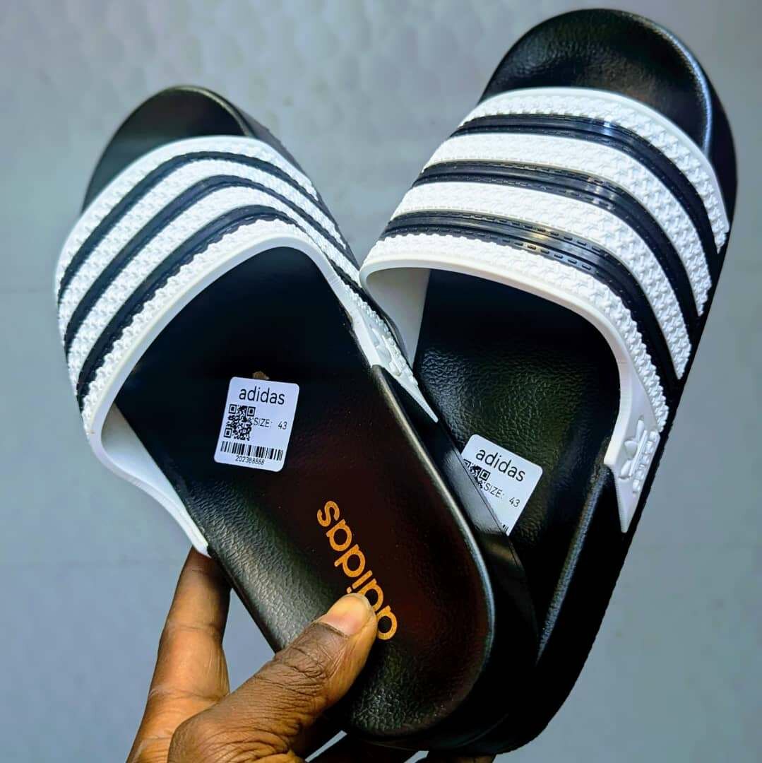 Slides adidas