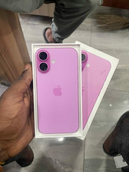 iPhone 16 plus Casi-neuf