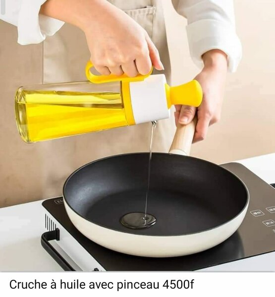 Cruche à huile avec pinceau 