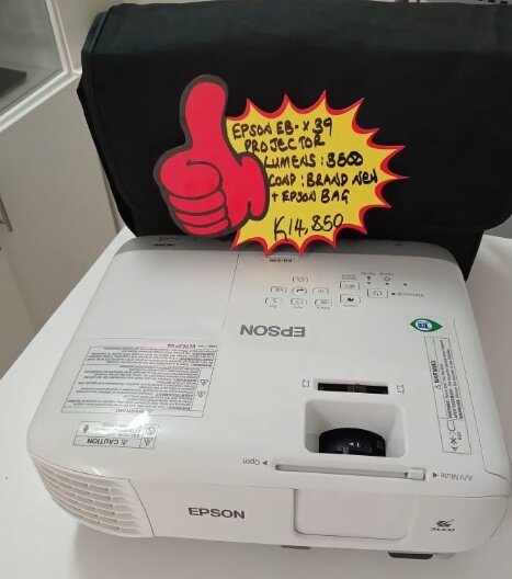 Projector epson eb x39