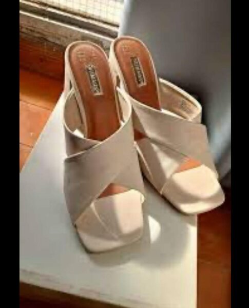 Primark heeled slippers