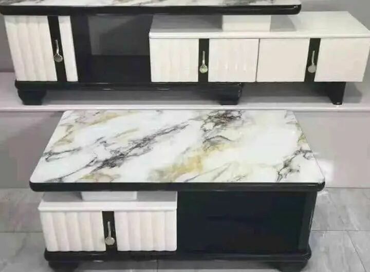 Table basse en marbre moderne