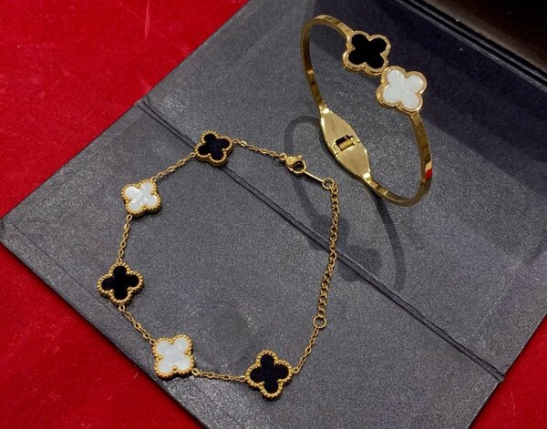 Trendy Set of bracelet and handcuff