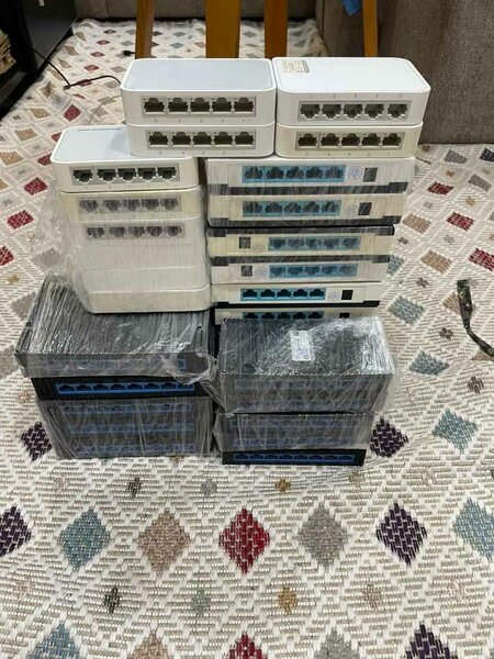 Switch réseau Ethernet 8 ports