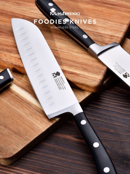 MasterPro Santoku Knife
