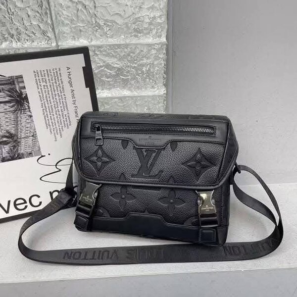 Sacoche Louis vuitton