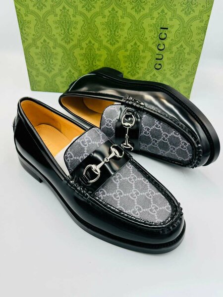 Gucci  shoe
