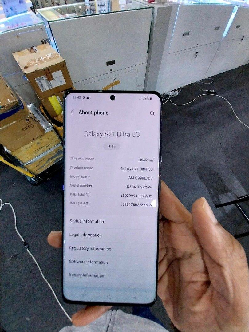 Galaxy S21 Ultra 5G 256gb/12gb ram Crack screen works perfec