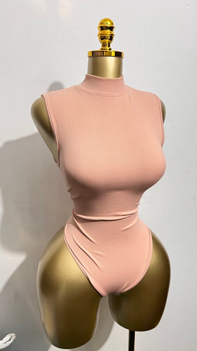 Body beige sans manches