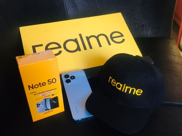 Realme note 50