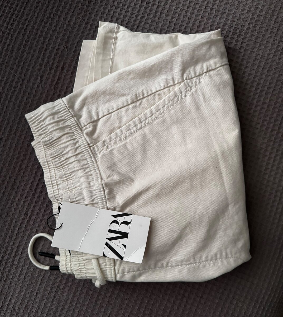 Мужские шорты ZARA оригинал . Размер. XL