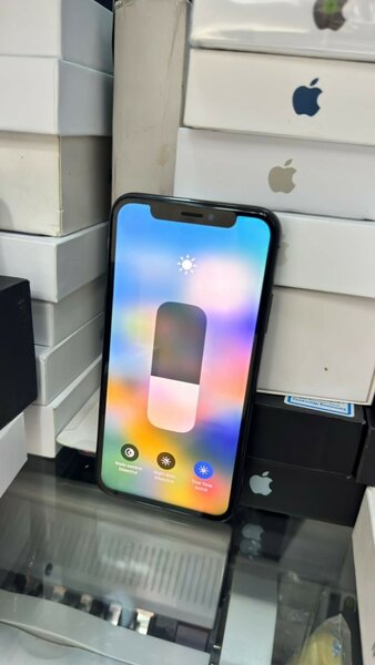 iPhone X 64g très propre