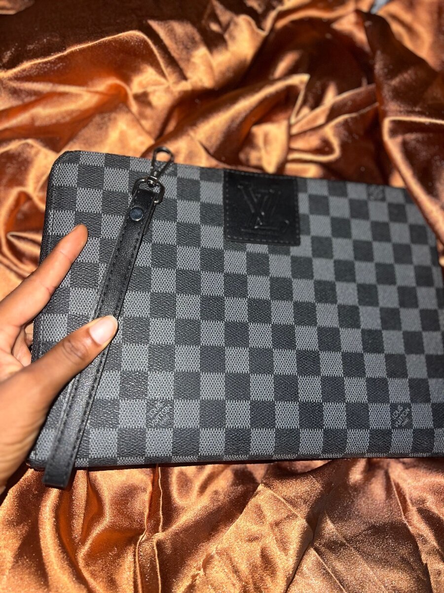 POCHETTE HOMME en GRANDE MARQUE