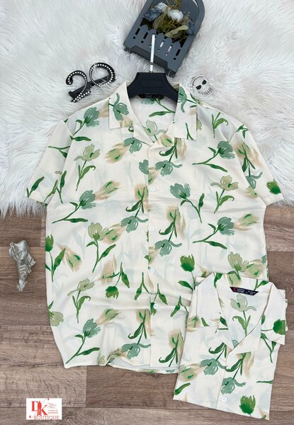 Chemise à fleurs légère