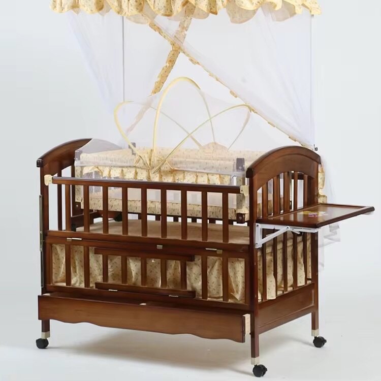 Berceau bébé avec moustiquaire