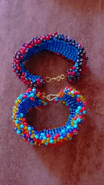 Bead bracelet