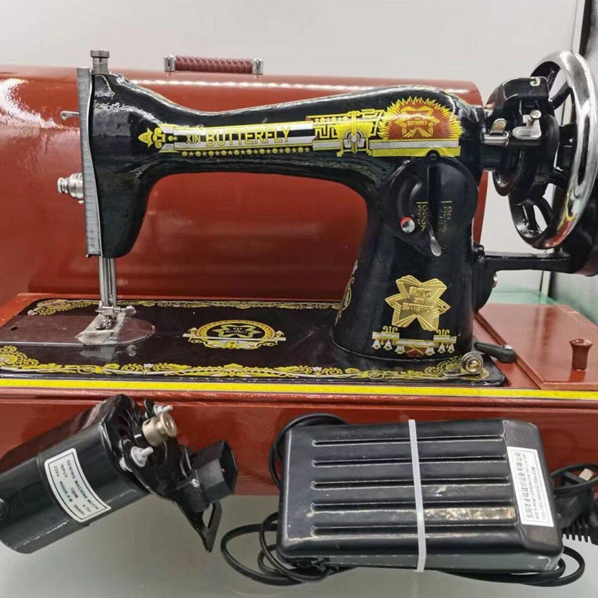 Domestic BUTTERFLY SEWING MACHINE '361550