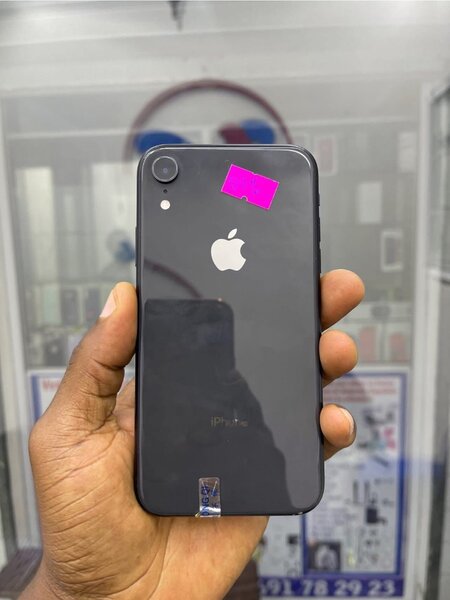 iPhone XR 64 Go