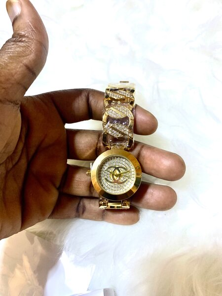 Montre Bracelet Doré Luxe