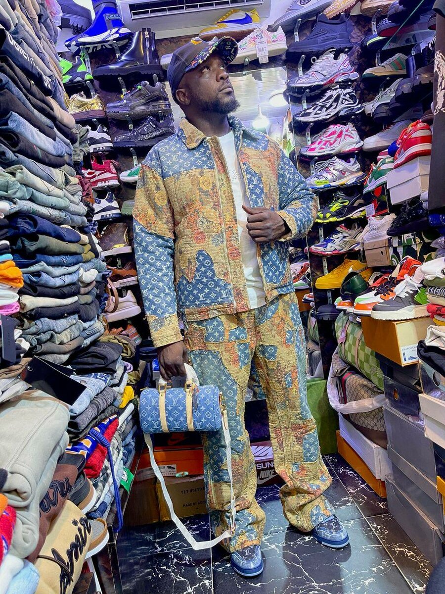 Louis Vuitton OffWhite