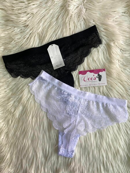 Strings et culottes pour femmes