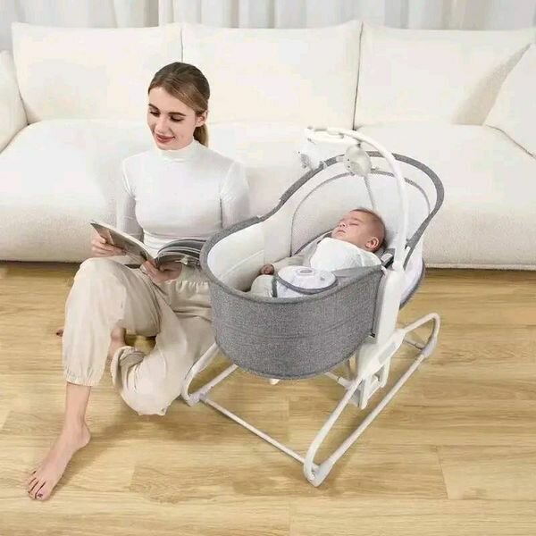 4 in 1 bassinet. 