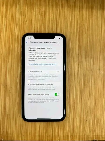 iPhone XR Noir 64GB