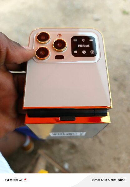 Téléphone Pliable Homii H9