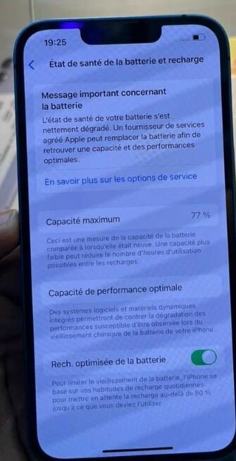 iPhone Bleu 77% Batterie