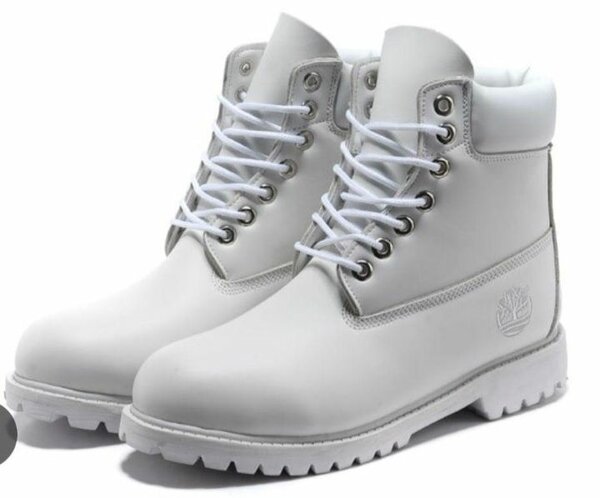 Bottes de randonnée blanches