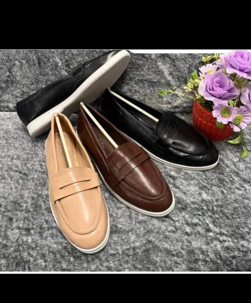 Ladies smart shoes