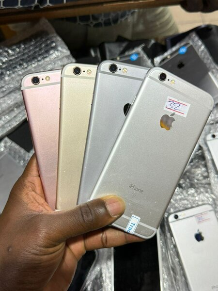 iPhone 6s 32g quasi neuf