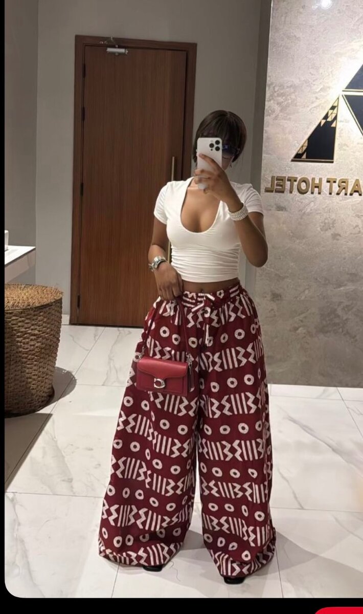 Pantalons larges imprimés femme