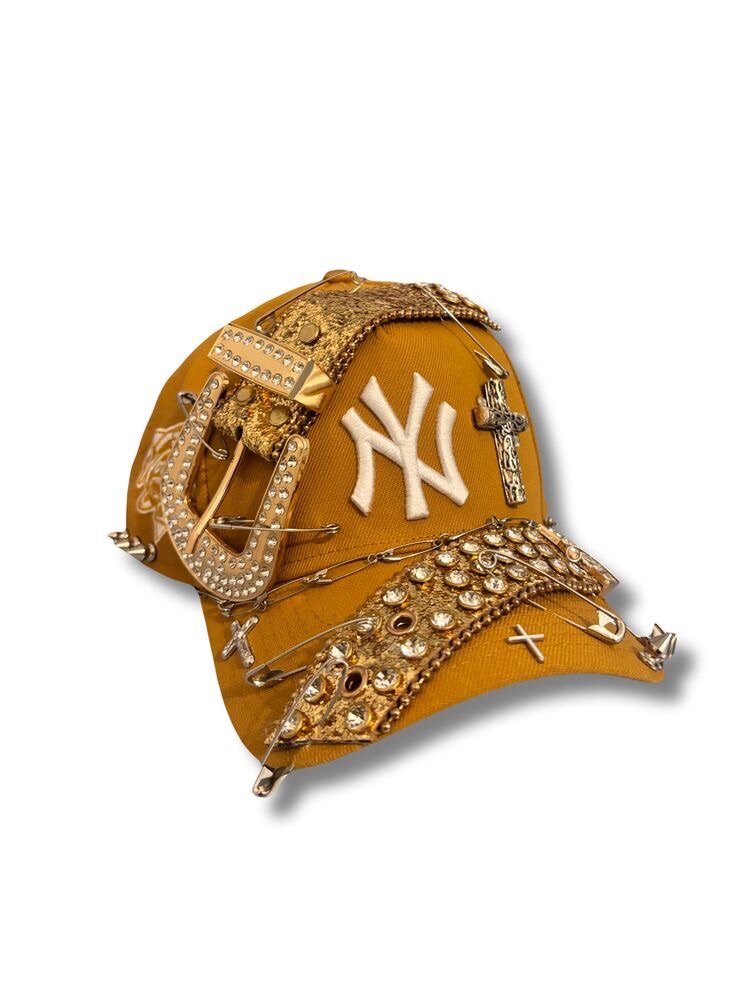 Casquette en strass tendance