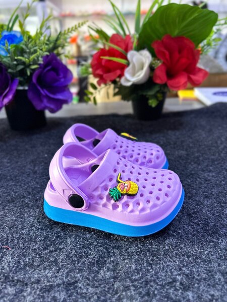 Kids crocs