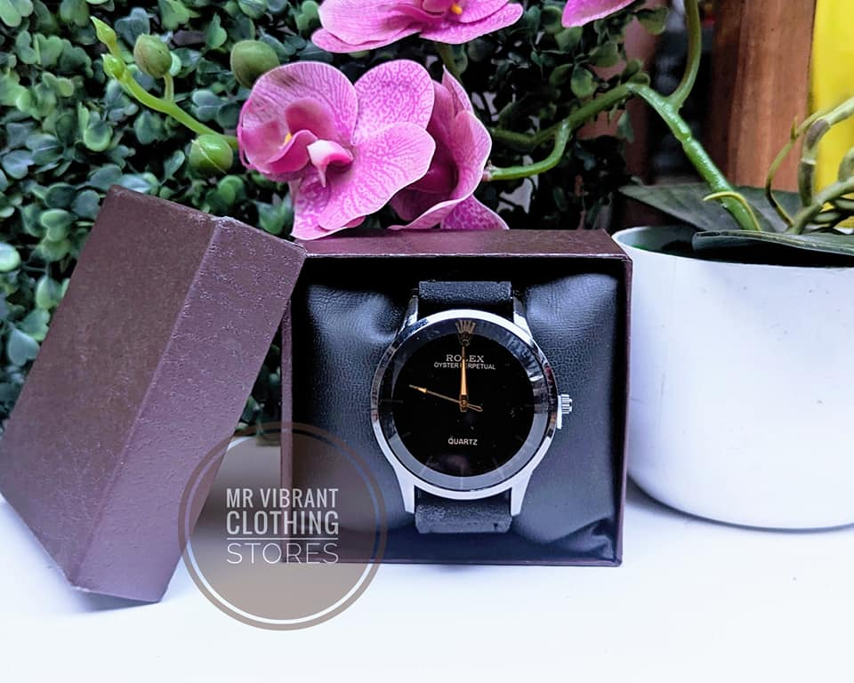 All Men's wrist watches with a box 