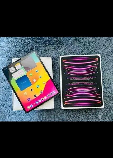 iPad Pro 12.9-inch (4th generation)