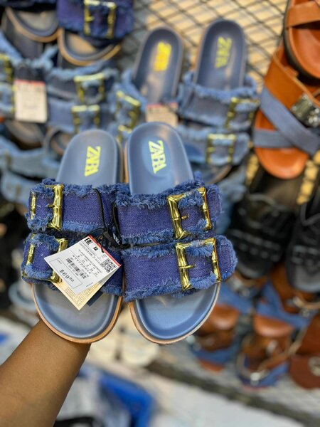 zara slippers