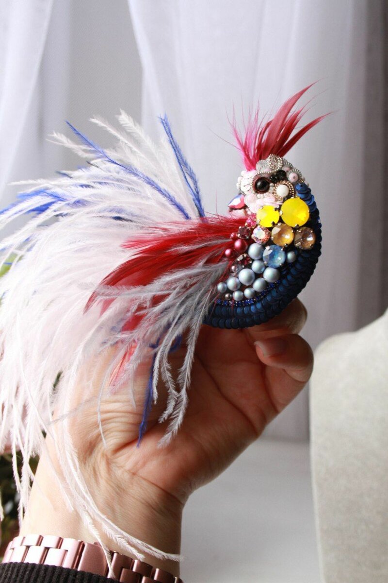 Брошь птица райская.