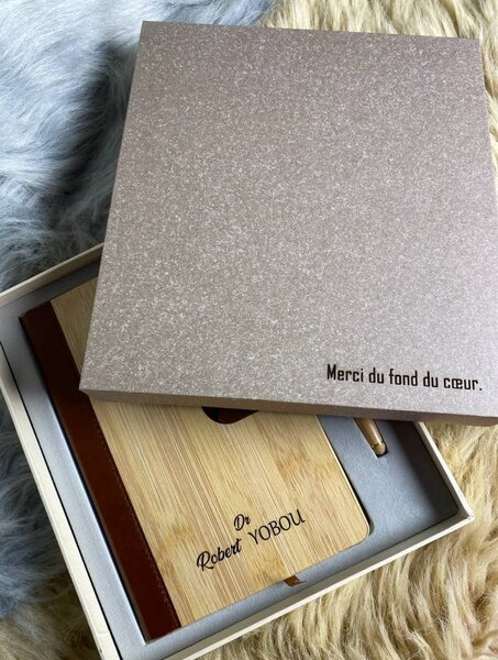 Coffret Cadeau Stylo et Carnet en Bois