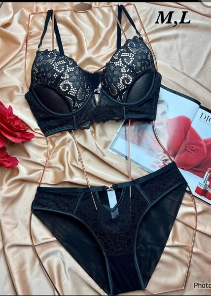 Ensemble lingerie en dentelle